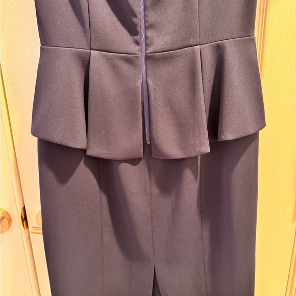 Elie Tahari Navy Sheath Midi Dress with Bateau Neckline - Picture 4 of 7